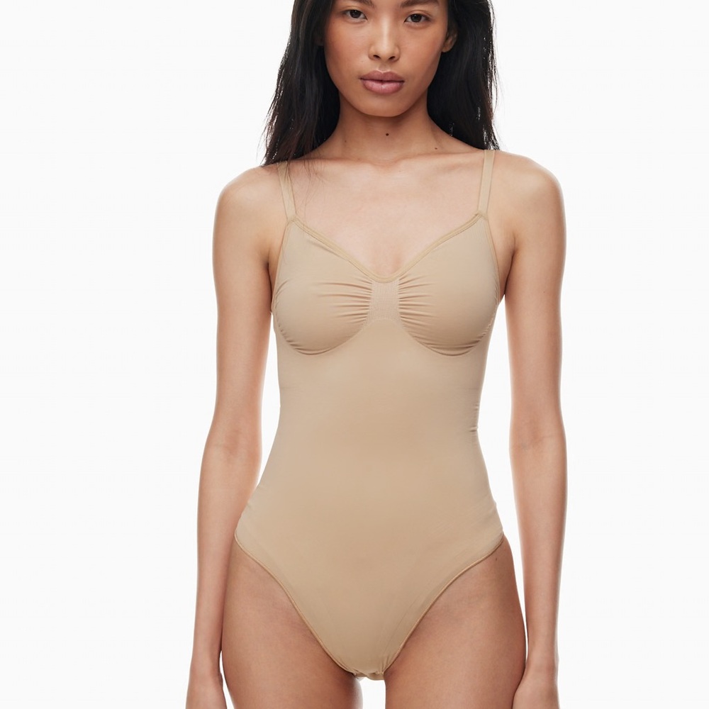 Aritzia Seamless ShapeEnhancer Shapewear Bodysuit Thong in Soft Tan NWT